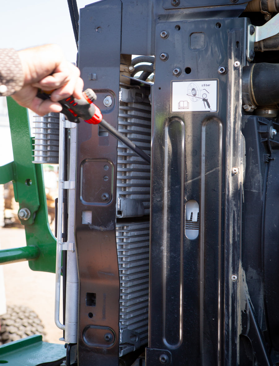 Radiator Genie Cleans out Clogged Radiators